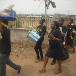 01-wastetoart-project-at-hope-for-survival-orphanagemaitama-abuja