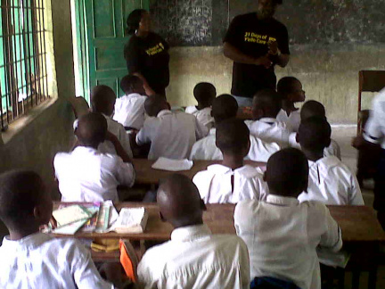 img00152-20120608-1204